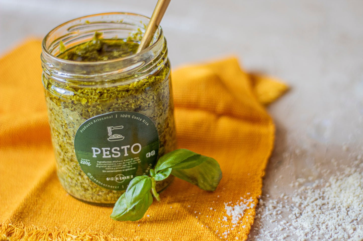 Pesto de albahaca